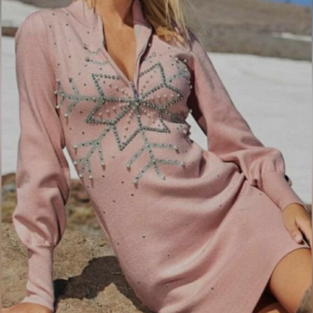 NWOT Pink long sleeve half zip sweater dress with sparkling snowflake